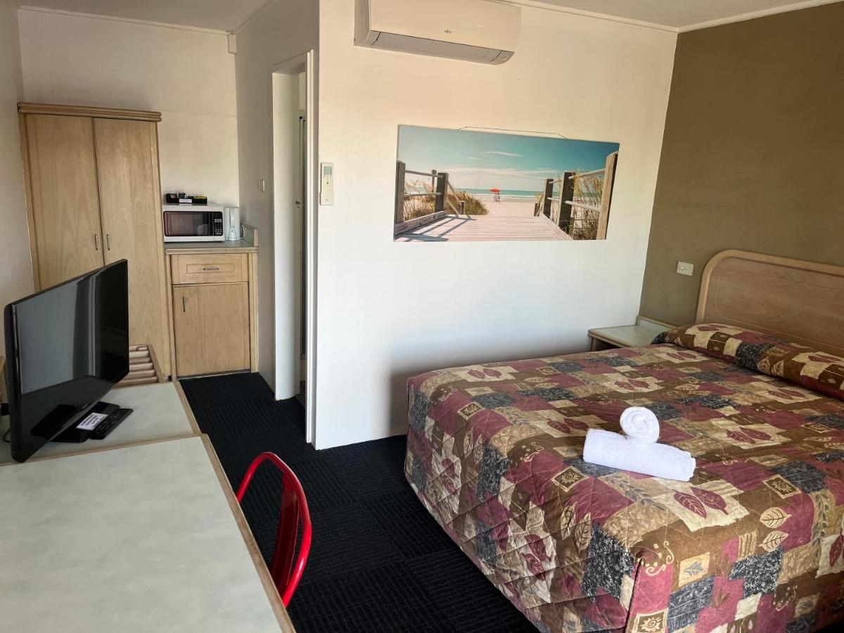 Chelsea Motor Inn Coffs Harbour Exterior photo