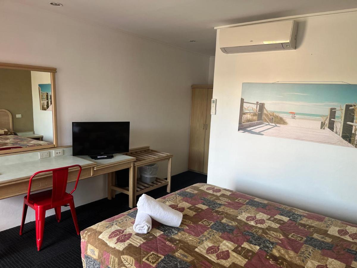 Chelsea Motor Inn Coffs Harbour Exterior photo